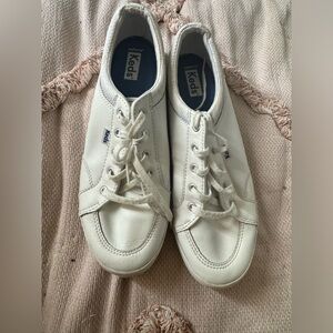 Women’s Keds White Center Leather Sneakers (Size 8)